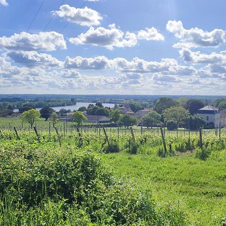 Maison Charmeilles - La Suite Pomerol Fronsac  Buitenkant foto